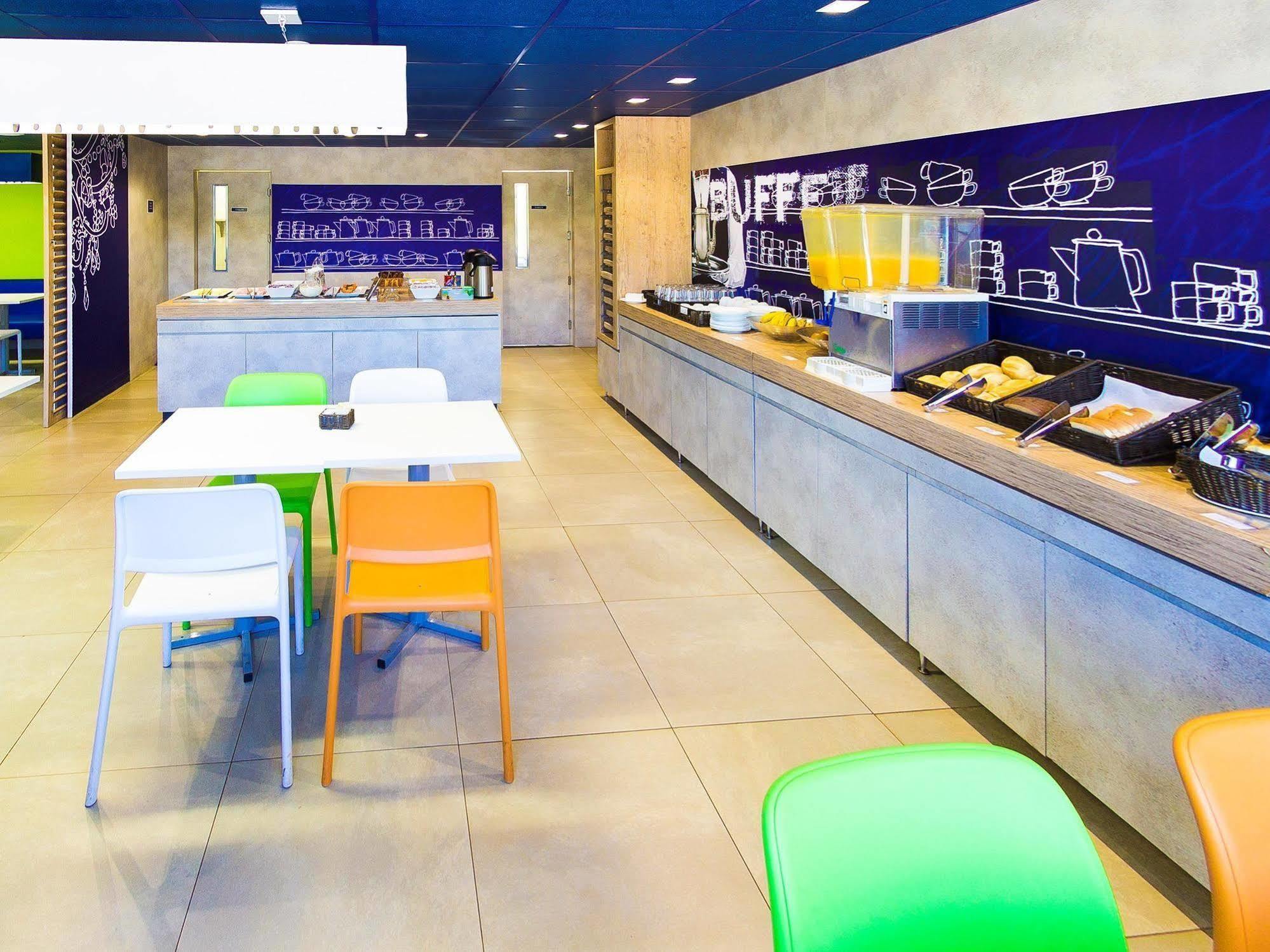 Ibis Budget Hotel 2*